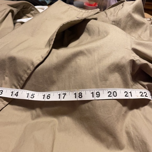 Used rain coat size L - Picture 15 of 16